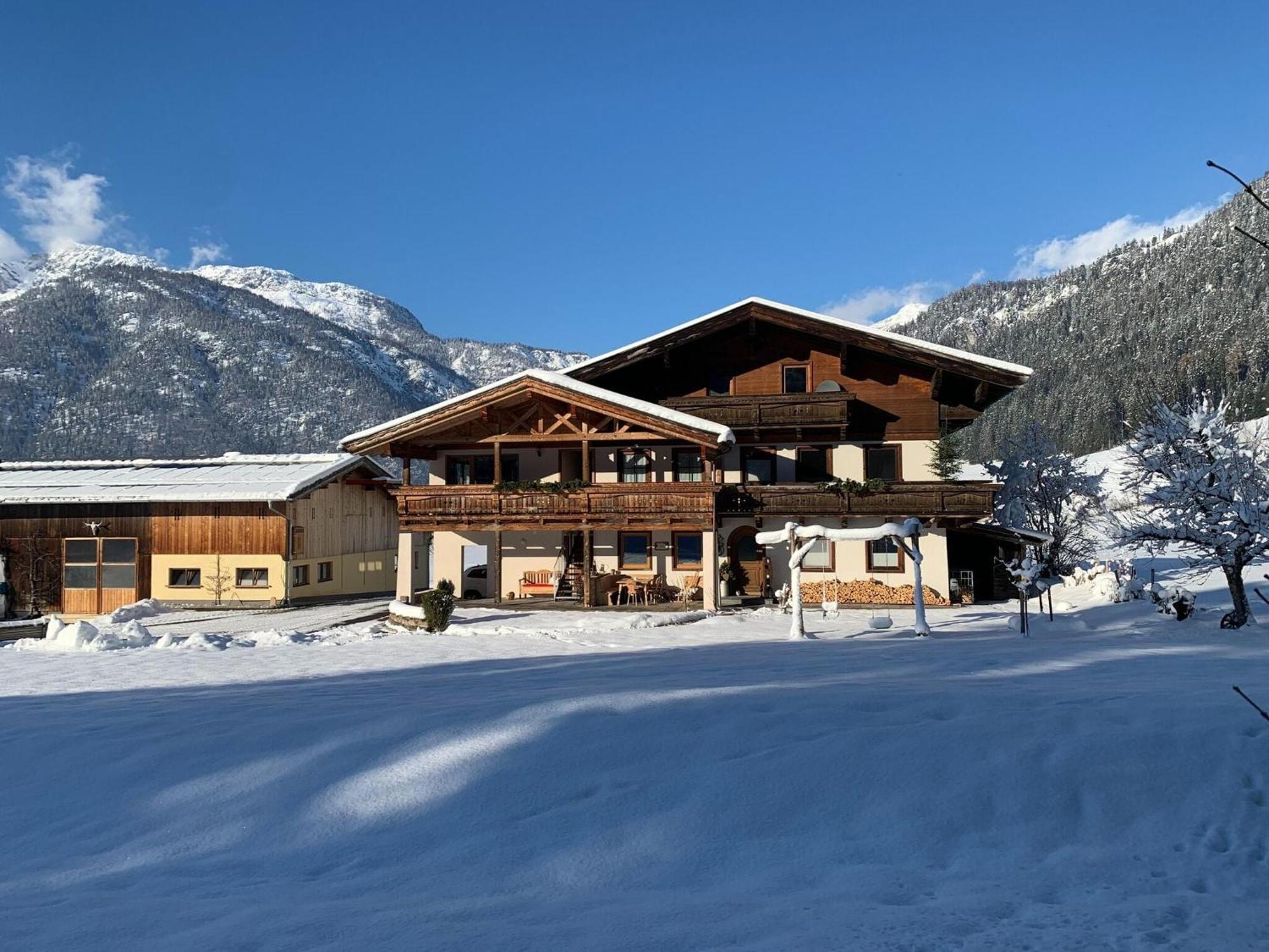 Apartment In Saalfelden Am Steinernen Meer Exterior photo